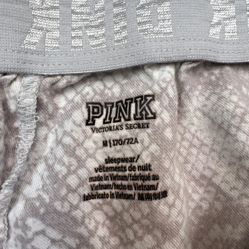 PINK Victoria's Secret‎ Sleepwear Shorts Snake Print Drawstring Waist Women's M